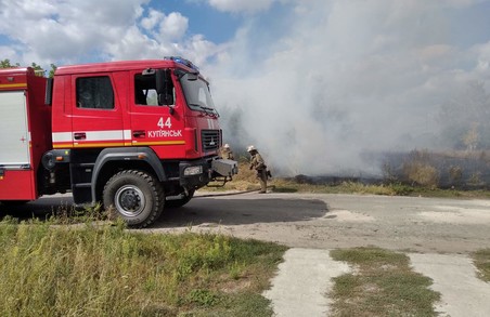 Пожежі на Харківщині: минулої доби вогнеборці 27 разів залучались до гасіння пожеж на відкритих територіях