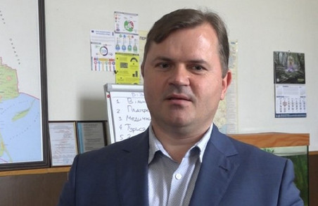 Призначений Кучером в Харківську обладміністрацію чиновник-стриптизер виявився ще й корупціонером