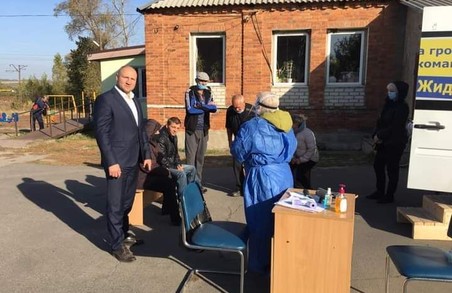 Непрямий підкуп виборців: На Харківщині кандидат в міські голови організував проведення безкоштовних тестів на Covid-19