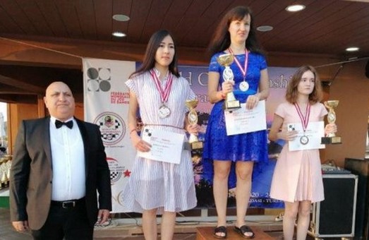 Харків'янка стала триразовою чемпіонкою світу з шашок