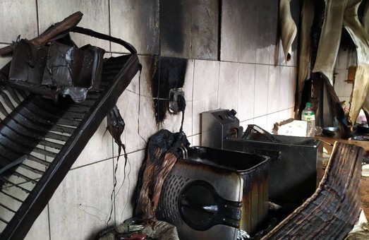 Під Харковом через коротке замкнення трапилась пожежа у кафе (ФОТО)
