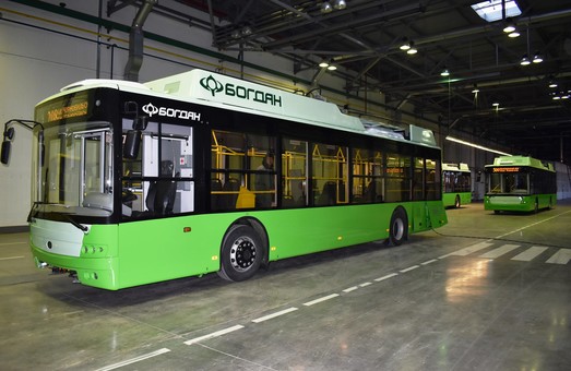 До Харкова із Луцька відправили іще чотири нових тролейбуси «Богдан» Т701.17