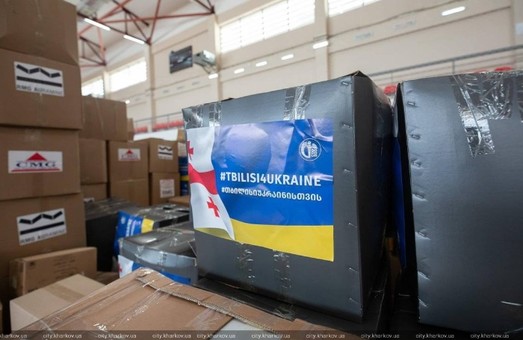Харків'янам передали допомогу міста-партнери із дев'яти країн