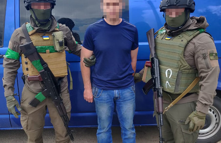 У Харкові поліцейський "зливав" російським окупантам інформацію про переміщення ЗСУ