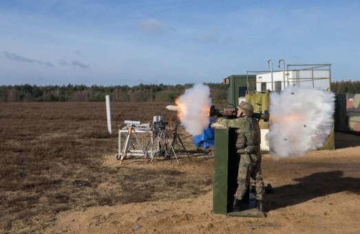 Німеччина передає Україні протитанкові гранатомети та протитанкові міни