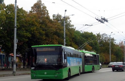 У Харкові на маршрути сьогодні вийшло 84 одиниці громадського транспорту